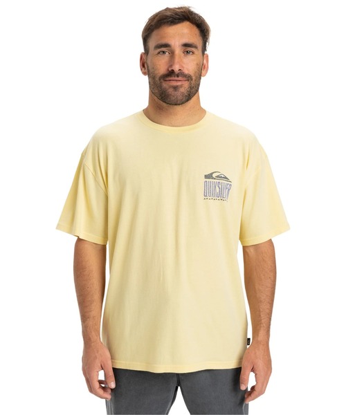 Quiksilver(クイックシルバー)の「GH QS WORLD FORCE SS /クイックシルバーバックロゴプリント半袖Tシャツ(Tシャツ/カットソー・メンズ・パープル/ブラック/イエロー・MEDIUM/X-LARGE/LARGE/SMALL)」の8枚目の写真