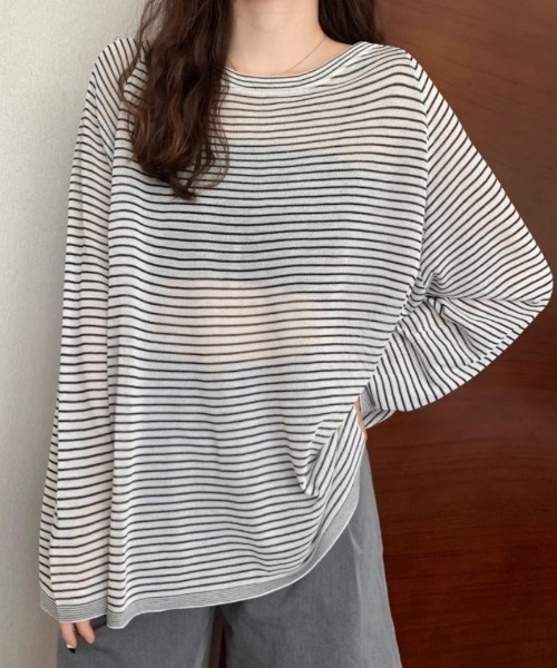 Ritzy(リッツィー)の「オーバーサイズ シアー ボーダートップス(Tシャツ/カットソー・レディース・ホワイト/ブラック/グリーン・FREE)」の12枚目の写真