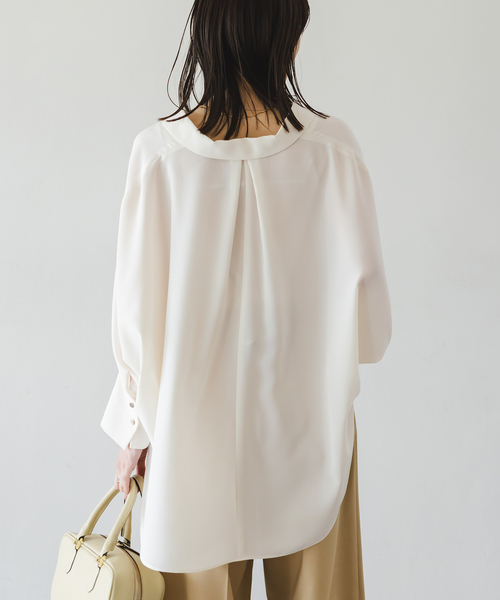 Noble（ノーブル）の「《追加》ゴールドボタンニュアンスシャツ