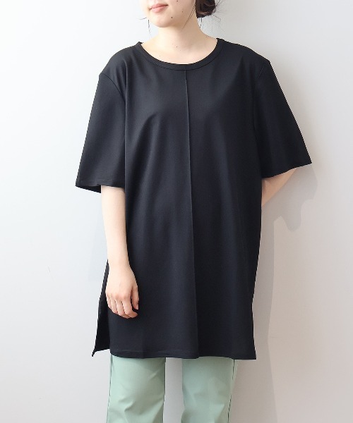 MB mint breeze(エムビーミントブリーズ)の「【WEB&一部店舗】【UVカット・接触冷感】【LL~6L 大きいサイズ】モクロディビンテージ切替えチュニック Tシャツ 半袖 春夏(チュニック・レディース・ブラック/カーキ/サックスブルー/ラベンダー・LL/3L/4L/5L/6L)」の2枚目の写真