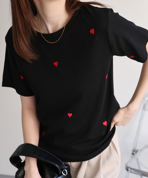 セール】ハート刺繍Tシャツ（Tシャツ/カットソー