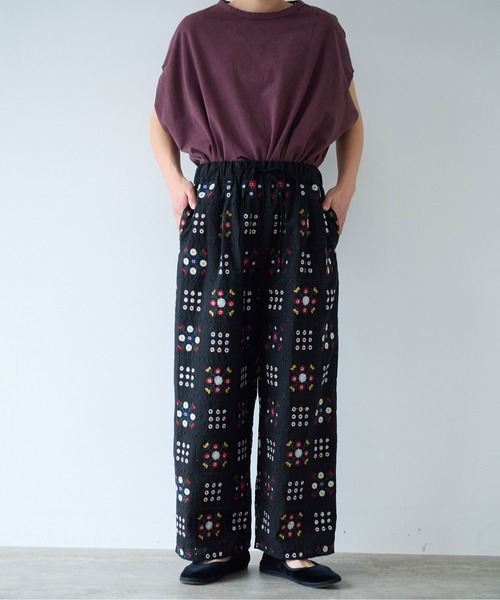 セール】eyelet embroidelyイージーパンツ（その他パンツ）｜yuni