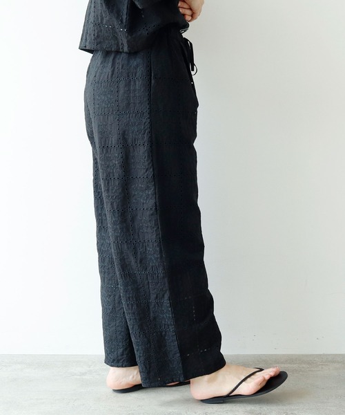セール】eyelet embroidelyイージーパンツ（その他パンツ）｜yuni