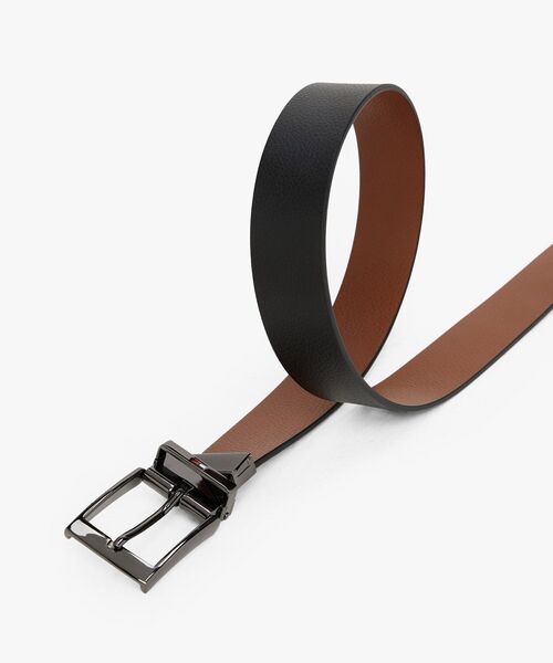 TOMMY HILFIGER(トミーヒルフィガー)の「リバーシブルベルト(ベルト・メンズ・ブラック・95cm/85cm)」の1枚目の写真