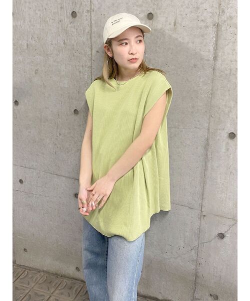 Ungrid（アングリッド）の「バックスリットワッフルタンクトップ（タンクトップ・レディース・アイボリー/チャコールグレー/グリーン系その他・FREE）」の3枚目の写真