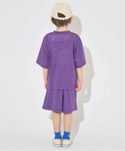 b・ROOM(ビールーム)の「【セットアップ可能】Vネックメッシュトップス【子供服】【キッズ】【男の子】【女の子】(Tシャツ/カットソー・キッズ・ネイビー/グリーン系その他/シルバーグレー/パープル・120cm/130cm/140cm/100cm/110cm/150cm)」の13枚目の写真
