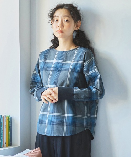 and myera(アンド マイラ)の「and myera 大柄チェックのトップス(その他トップス・レディース・ブルー系その他・LL/L/M/S)」の1枚目の写真