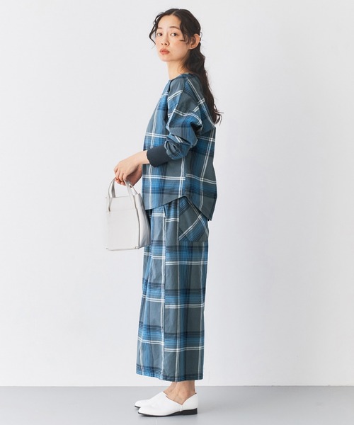 and myera(アンド マイラ)の「and myera 大柄チェックのトップス(その他トップス・レディース・ブルー系その他・LL/L/M/S)」の6枚目の写真