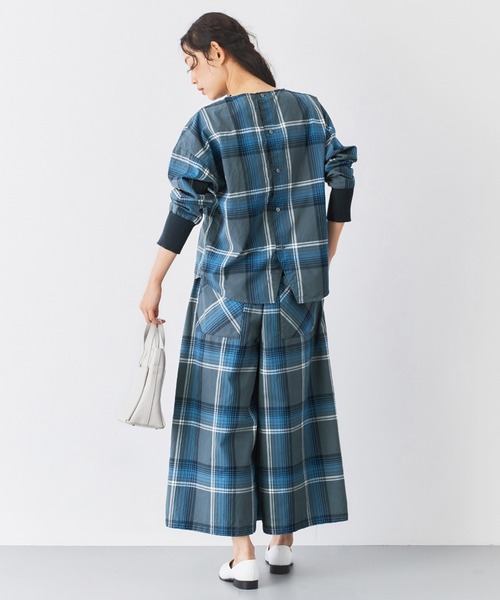 and myera(アンド マイラ)の「and myera 大柄チェックのトップス(その他トップス・レディース・ブルー系その他・LL/L/M/S)」の7枚目の写真