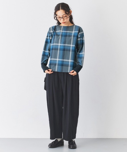 and myera(アンド マイラ)の「and myera 大柄チェックのトップス(その他トップス・レディース・ブルー系その他・LL/L/M/S)」の8枚目の写真
