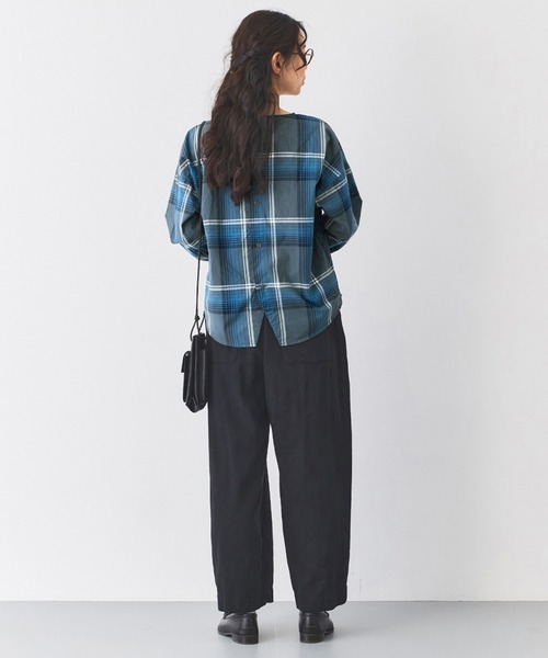 and myera(アンド マイラ)の「and myera 大柄チェックのトップス(その他トップス・レディース・ブルー系その他・LL/L/M/S)」の10枚目の写真