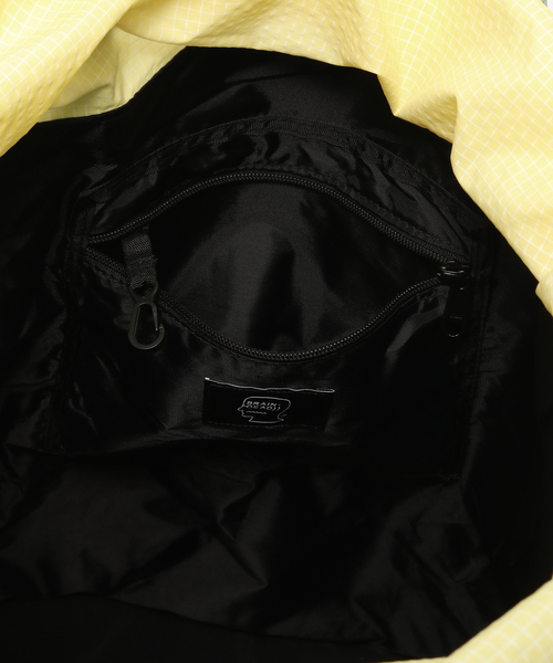 BRAIN DEAD(ブレインデット)の「BRAIN DEAD / ブレインデッド EQUIPMENT CLIMBING UTILITY BAG(ショルダーバッグ・メンズ・グリーン・FREE)」の6枚目の写真