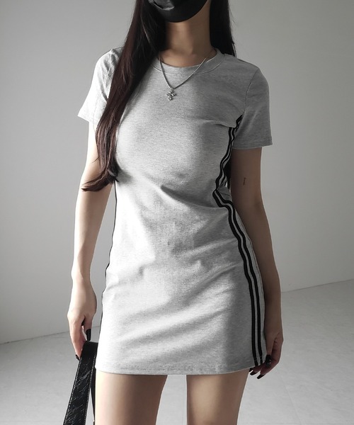 me+em select（ミームセレクト）の「【 ２color 】半袖サイドラインタイトミニワンピース ／ short sleeve side line tight mini onepiece（ワンピース・レディース・グレー/ブラック・FREE）」の18枚目の写真