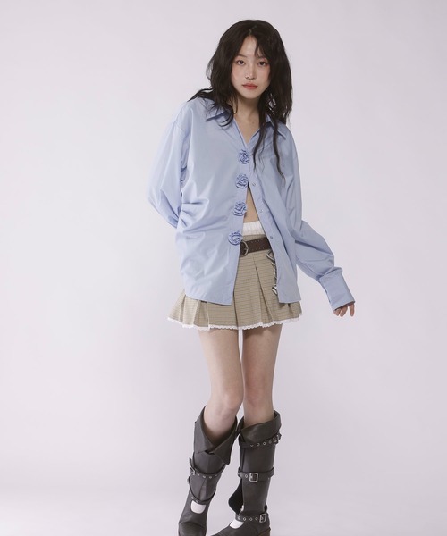 Judin(ジュディン)の「Rose motif button shirt【JD】(シャツ/ブラウス・レディース・ブルー・FREE)」の3枚目の写真