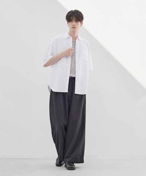 ESSENTIALS WARDROBE（エッセンシャルワードローブ）の「防シワレギュラーカラーベーシック半袖シャツ（シャツ/ブラウス・メンズ・チャコール/ブルー/ブラック/ホワイト・S/M/L/XL）」の13枚目の写真