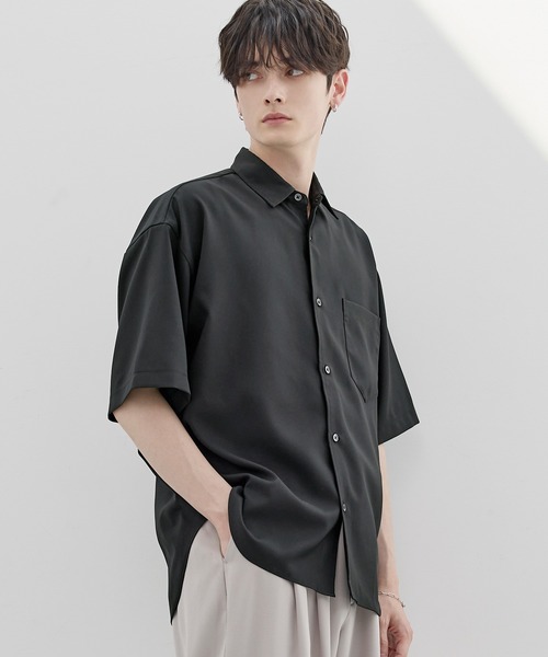 ESSENTIALS WARDROBE（エッセンシャルワードローブ）の「防シワレギュラーカラーベーシック半袖シャツ（シャツ/ブラウス・メンズ・チャコール/ブルー/ブラック/ホワイト・S/M/L/XL）」の16枚目の写真
