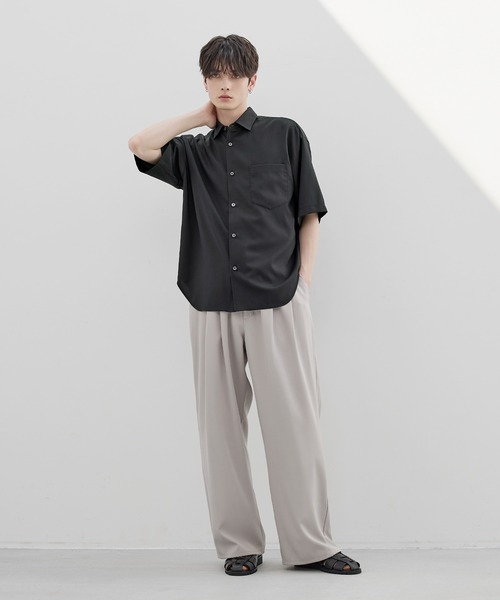 ESSENTIALS WARDROBE（エッセンシャルワードローブ）の「防シワレギュラーカラーベーシック半袖シャツ（シャツ/ブラウス・メンズ・チャコール/ブルー/ブラック/ホワイト・S/M/L/XL）」の19枚目の写真