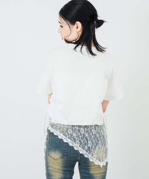 ANAP(アナップ)の「レース リボン ピグメント サイド シャーリング Tシャツ(Tシャツ/カットソー・レディース・スミクロ/ホワイト・FREE)」の14枚目の写真