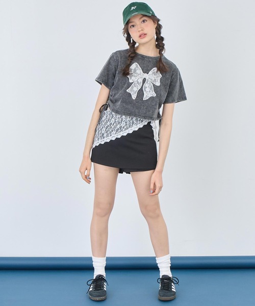 ANAP(アナップ)の「レース リボン ピグメント サイド シャーリング Tシャツ(Tシャツ/カットソー・レディース・スミクロ/ホワイト・FREE)」の10枚目の写真