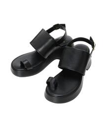 Te chichi TERRASSE（テチチテラス）の「厚底ヒールストラップサンダル《2025summer catalog item》（サンダル）」