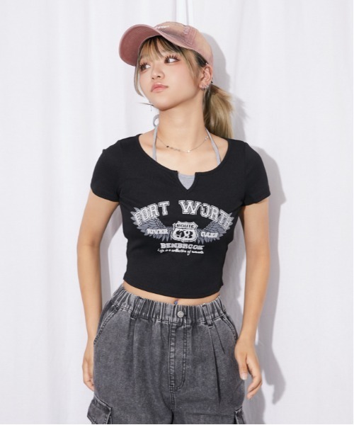 GORGE（ゴージ）の「《FORT WORTHロゴ×レイヤード風》レディース テレコ半袖クロップドトップス 体型カバー 春夏秋（Tシャツ/カットソー・レディース・ブラック/オフホワイト/グレー・F）」の19枚目の写真