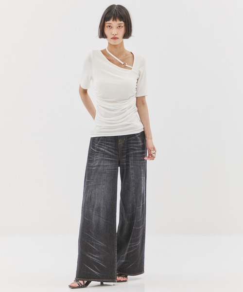 STUDIOUS（ステュディオス）の「【STUDIOUS/ステュディオス】Tucked Wide Leg Jeans/タックワイドレッグデニム（デニムパンツ・レディース・ダークインディゴブルー/ブラック・1/2）」の20枚目の写真