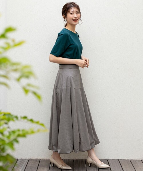 ANY SIS(エニィスィス)の「ハイストレッチスムースタックスリーブ カットソー(Tシャツ/カットソー・レディース・アイボリー系/ダークグリーン系/ダークブラウン系/ネイビー系/ワイン系/イエロー系・4)」の11枚目の写真