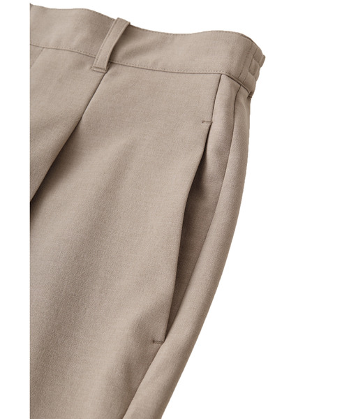 1er Arrondissement（プルミエアロンディスモン）の「【富岡佳子×1er Arrondissement】ワンタックイージースラックス（その他パンツ・レディース・モカ/オフホワイト/ブラック系その他3・36/38）」の9枚目の写真