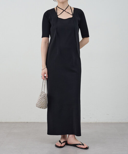 SHENERY(シーナリー)の「総針スクエアネックワンピース(ワンピース・レディース・ブラック/ブラウン・36/38)」の1枚目の写真