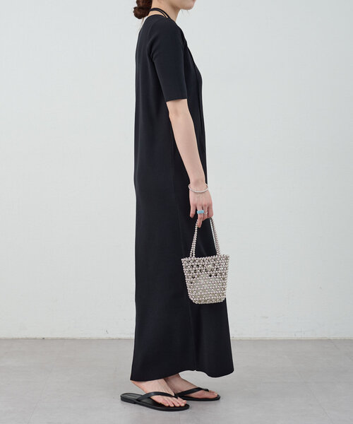 SHENERY(シーナリー)の「総針スクエアネックワンピース(ワンピース・レディース・ブラック/ブラウン・36/38)」の5枚目の写真