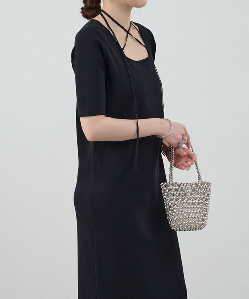 SHENERY(シーナリー)の「総針スクエアネックワンピース(ワンピース・レディース・ブラック/ブラウン・36/38)」の14枚目の写真