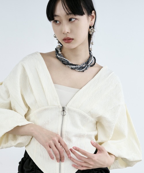 Ezick（エジック）の「balloon corset ジャガードブラウス（シャツ/ブラウス・レディース・オフホワイト/ブラック・FREE）」の3枚目の写真