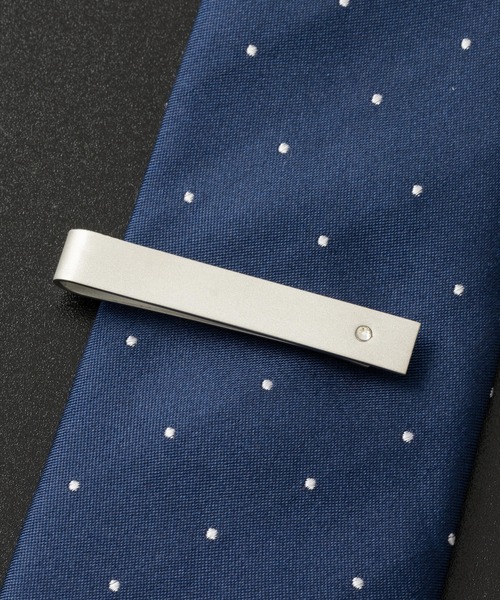 Quit Running（クイトランニング）の「誕生石ネクタイピン 専用ギフトBOX付（ネクタイピン・メンズ・その他34/その他35/その他1/その他2/その他3/その他5/その他11/その他8/その他10/その他13/その他19/その他22/その他24/その他31/その他33/その他16/その他17/その他18/その他25/その他26/その他27/その他28/その他29/その他/その他6/その他14/その他15/その他7/その他9/その他12/その他20/その他21/その他23/その他30/その他32/その他4・FREE）」の4枚目の写真