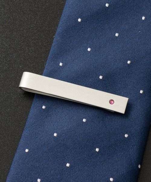 Quit Running（クイトランニング）の「誕生石ネクタイピン 専用ギフトBOX付（ネクタイピン・メンズ・その他34/その他35/その他1/その他2/その他3/その他5/その他11/その他8/その他10/その他13/その他19/その他22/その他24/その他31/その他33/その他16/その他17/その他18/その他25/その他26/その他27/その他28/その他29/その他/その他6/その他14/その他15/その他7/その他9/その他12/その他20/その他21/その他23/その他30/その他32/その他4・FREE）」の7枚目の写真