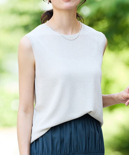 abahouse mavie（アバハウスマヴィ）の「ウォッシャブルラメノースリプルオーバー（ニット/セーター・レディース・アイボリー/ブラック/ブルー・フリー）」の2枚目の写真