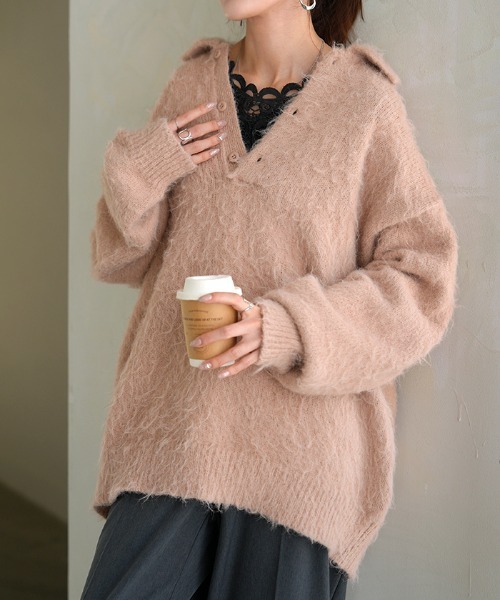HUG.U(ハグユー)の「前後レースデザインタンクトップ(タンクトップ・レディース・カーキ/ブラック/ライトグレー/レッド/ネイビー・L/M)」の2枚目の写真