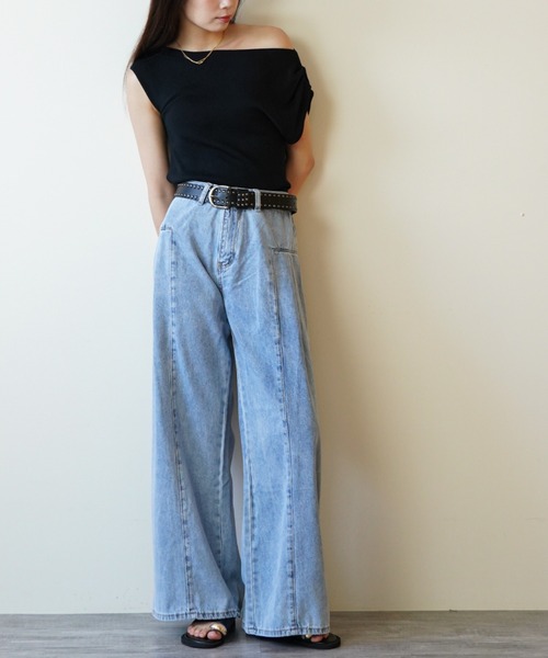 gossip!ロサンゼルス(ゴシップロサンゼルス)の「プリーツウォッシュ ワイドレッグデニム(デニムパンツ・レディース・ライトブルー/ホワイト・S/M)」の1枚目の写真