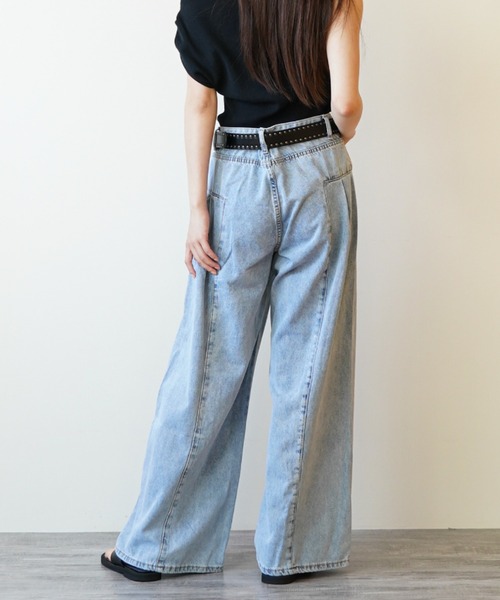 gossip!ロサンゼルス(ゴシップロサンゼルス)の「プリーツウォッシュ ワイドレッグデニム(デニムパンツ・レディース・ライトブルー/ホワイト・S/M)」の14枚目の写真