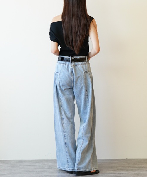 gossip!ロサンゼルス(ゴシップロサンゼルス)の「プリーツウォッシュ ワイドレッグデニム(デニムパンツ・レディース・ライトブルー/ホワイト・S/M)」の8枚目の写真