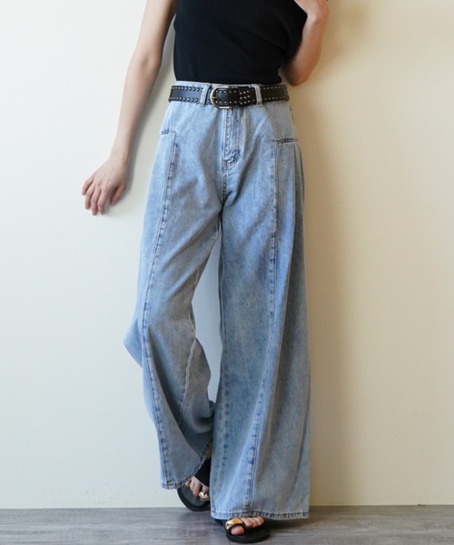gossip!ロサンゼルス(ゴシップロサンゼルス)の「プリーツウォッシュ ワイドレッグデニム(デニムパンツ・レディース・ライトブルー/ホワイト・S/M)」の9枚目の写真