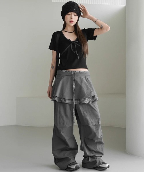.KOM(ドットコム)の「A'GEM/9 × .kom 『.KOM/ドットケーオーエム』 レイヤードパンツ(その他パンツ・レディース・グレー/ブラック・FREE)」の13枚目の写真