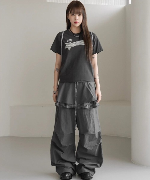 .KOM(ドットコム)の「A'GEM/9 × .kom 『.KOM/ドットケーオーエム』 レイヤードパンツ(その他パンツ・レディース・グレー/ブラック・FREE)」の16枚目の写真