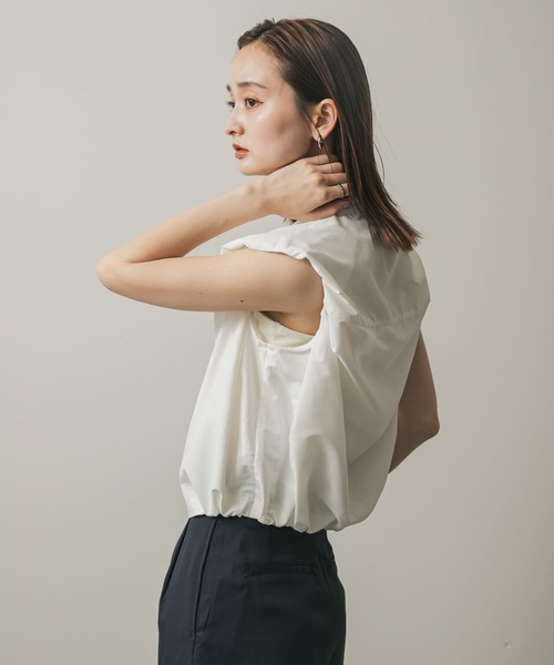 SENSE OF PLACE by URBAN RESEARCH（センスオブプレイスバイアーバンリサーチ）の「ダブルボタンバルーンブラウス（シャツ/ブラウス・レディース・オフホワイト/ブラック/ブルー系その他・ONE）」の4枚目の写真