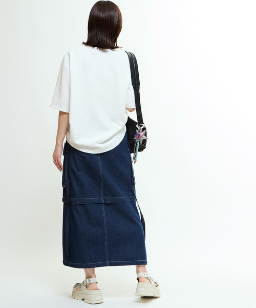 CONVERSE TOKYO（コンバーストウキョウ）の「2WAY DETACHABLE MILITARY DENIM CARGO SKIRT（スカート・レディース・ブラック/グレー/ネイビー・FREE）」の6枚目の写真
