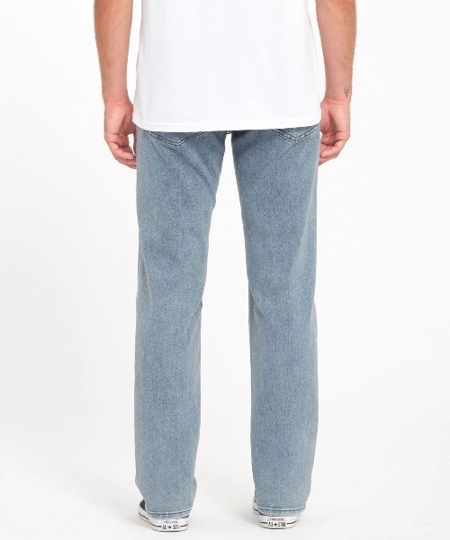 VOLCOM（ボルコム）の「【VOLCOM/ボルコム】VOLCOM Solver Modern Fit Jeans/デニム・ジーンズ（デニムパンツ・メンズ・ライトブルー/ブラック/ライトインディゴブルー・32inch/30inch/28inch）」の5枚目の写真