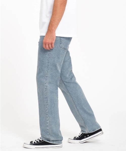 VOLCOM（ボルコム）の「【VOLCOM/ボルコム】VOLCOM Solver Modern Fit Jeans/デニム・ジーンズ（デニムパンツ・メンズ・ライトブルー/ブラック/ライトインディゴブルー・32inch/30inch/28inch）」の4枚目の写真