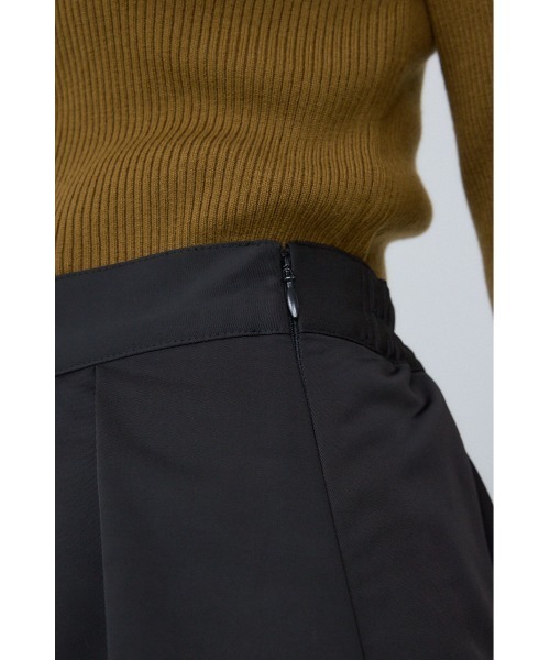 PLUS(プラス)の「【PLUS】ランダムタックフレアスカート(スカート・レディース・カーキ/ブラック・MEDIUM/SMALL)」の20枚目の写真