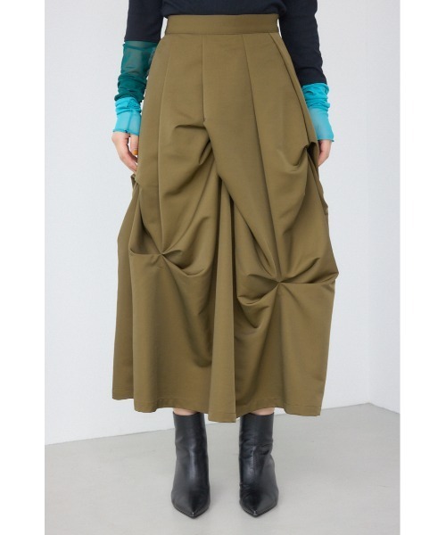 PLUS(プラス)の「【PLUS】ランダムタックフレアスカート(スカート・レディース・カーキ/ブラック・MEDIUM/SMALL)」の5枚目の写真