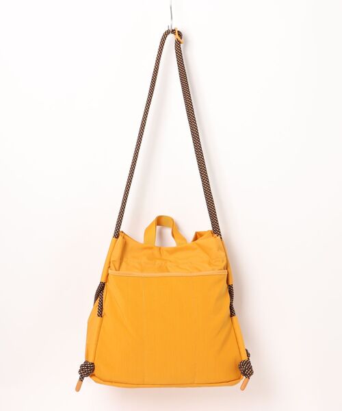 HUNTER（ハンター）の「トラベル リップストップ リサイクル ナイロン トート バッグ（トートバッグ・レディース・イエロー/パープル・ONE）」の3枚目の写真