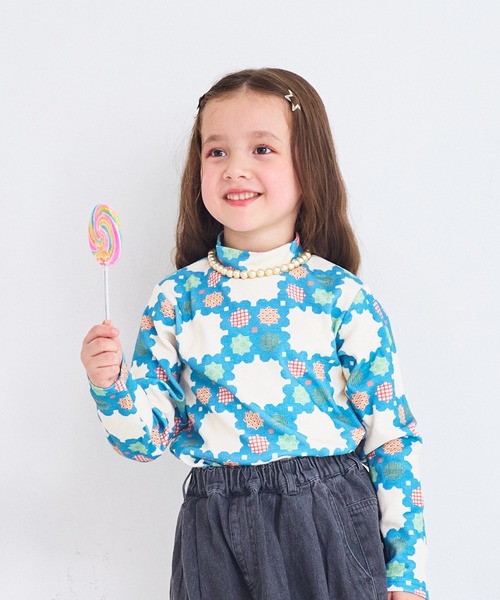 MARKEY'S（マーキーズ）の「ハイネックストレッチカットソー（Tシャツ/カットソー・キッズ・ブラック系その他/ブラウン系その他/ブルー系その他/ピンク系その他・90/100/110/120/80/130）」の3枚目の写真